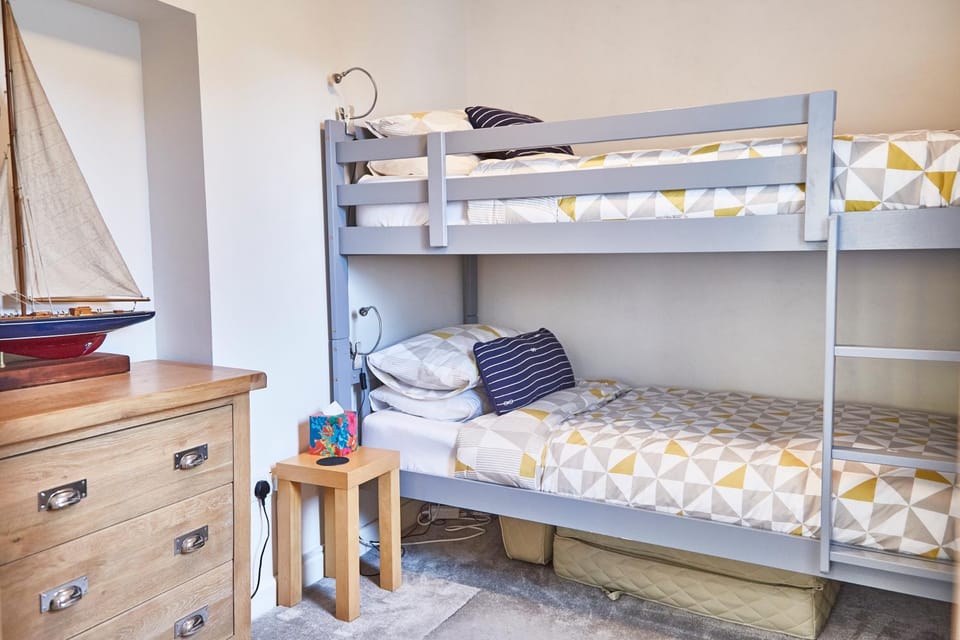 bunk bed