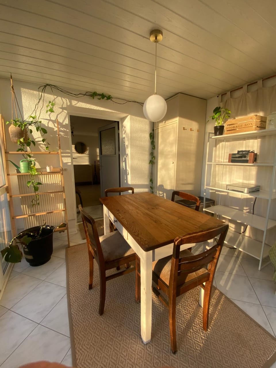 Souterrainwohnung mit Badesteg an der Paar Apartment in Bavaria