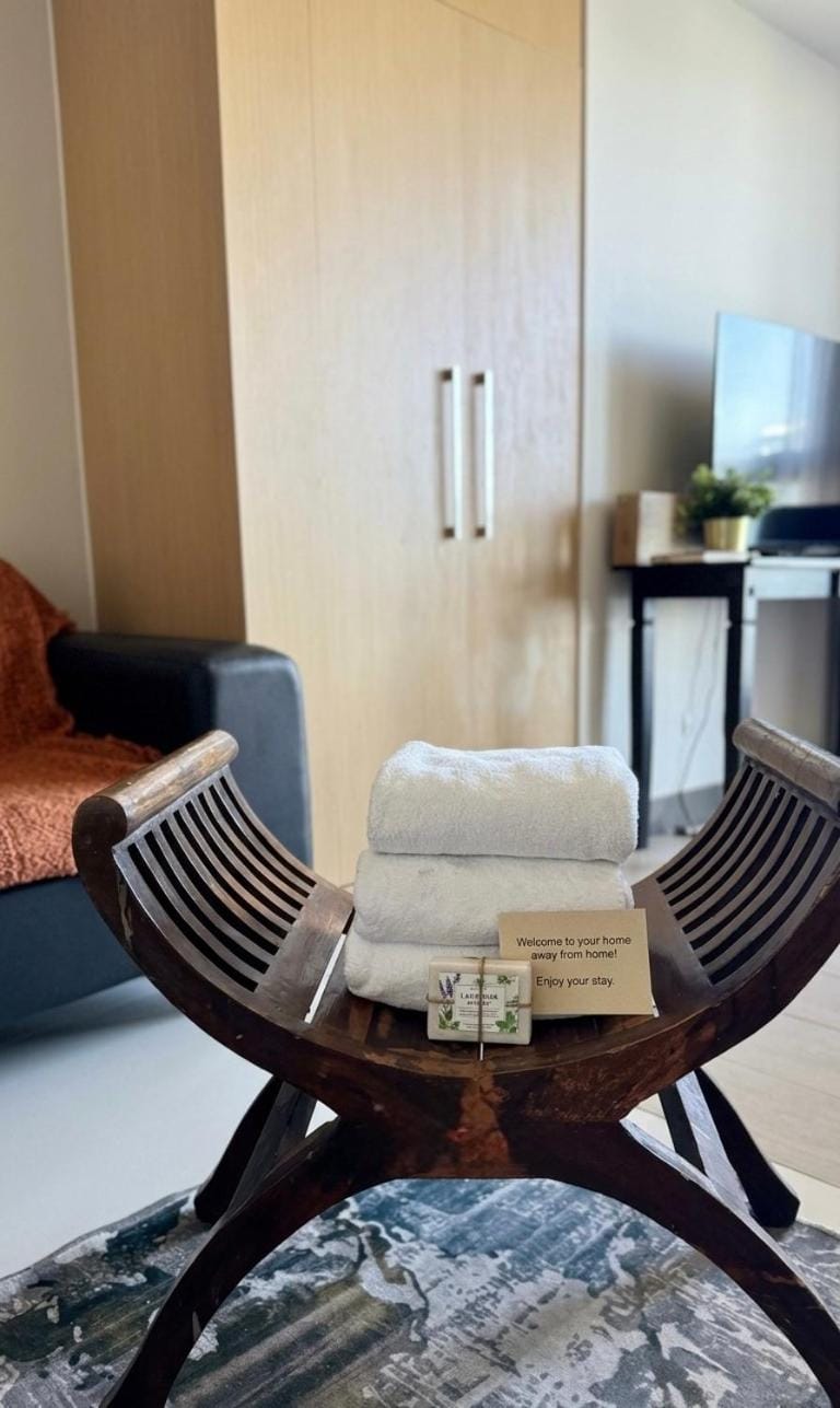 Luxury 1BR Apartment in Manila, BGC - Uptown Parksuites 1 Apartment in Makati