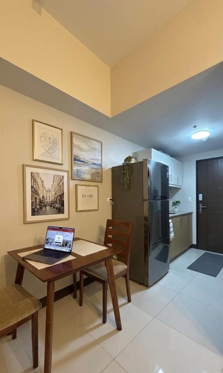 Luxury 1BR Apartment in Manila, BGC - Uptown Parksuites 1 Apartment in Makati