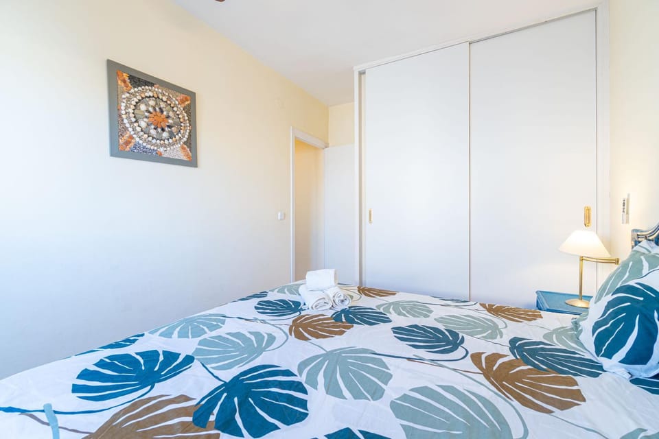RESIDENCIA ALBERES -Apartamento completo con piscina, barbacoa, parking- B Apartment in Alt Empordà