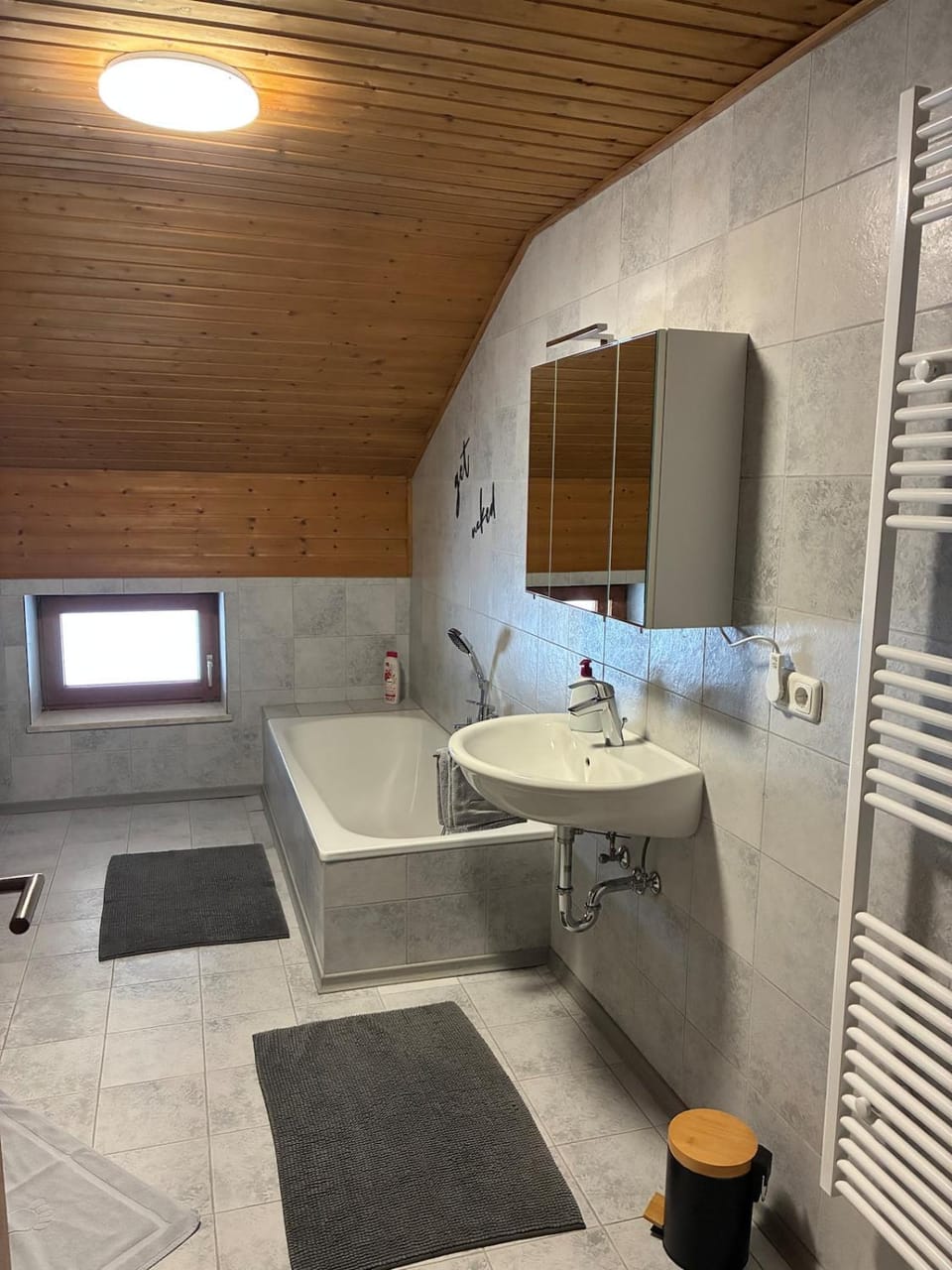 Bathroom, Bath