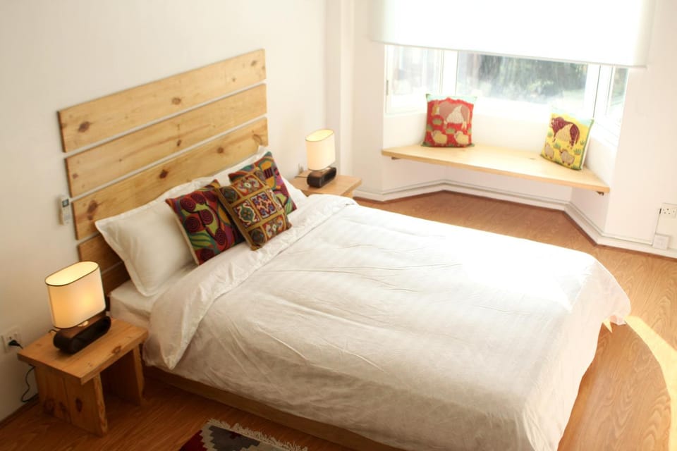 Bed, Day, Bedroom, On site