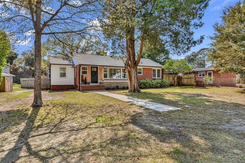 Property building, Garden