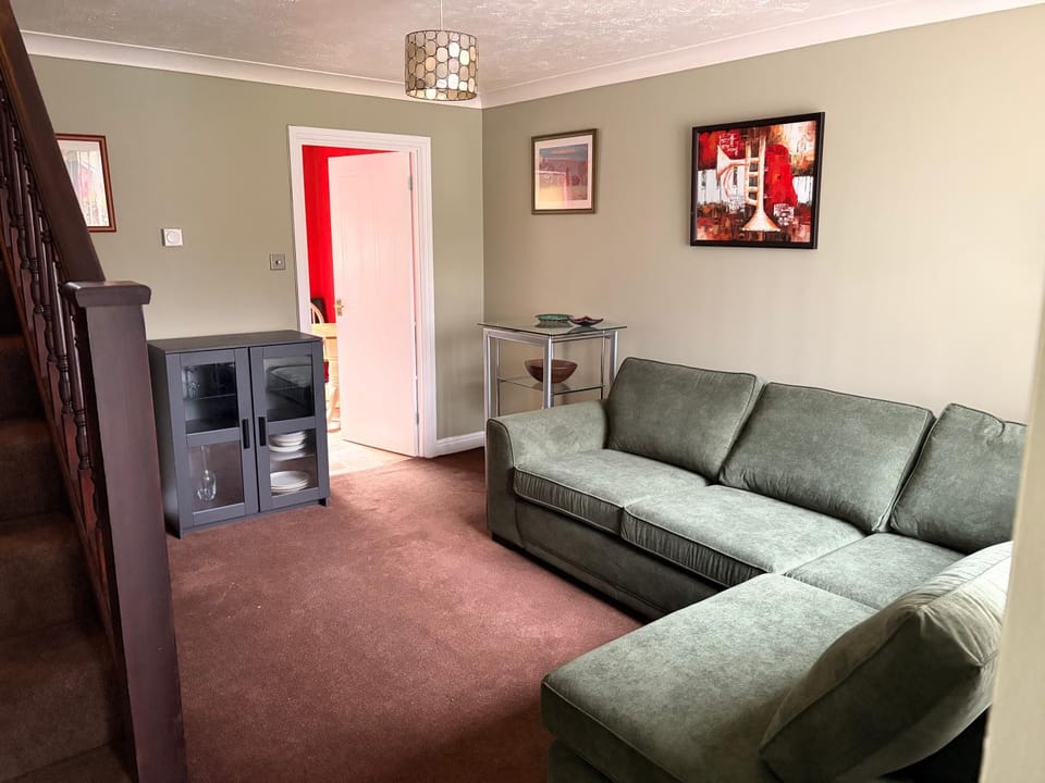 Comfortable 2Bed Home outside Bristol ULEZ, with Parking House in Bristol
