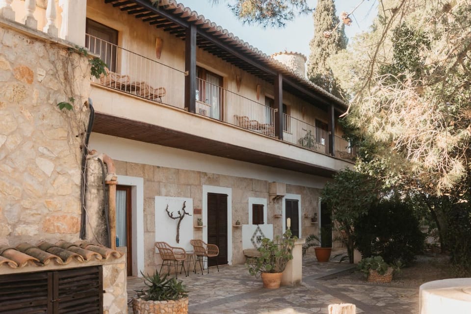 Property building, Day, Garden, View (from property/room), Balcony/Terrace, Garden view