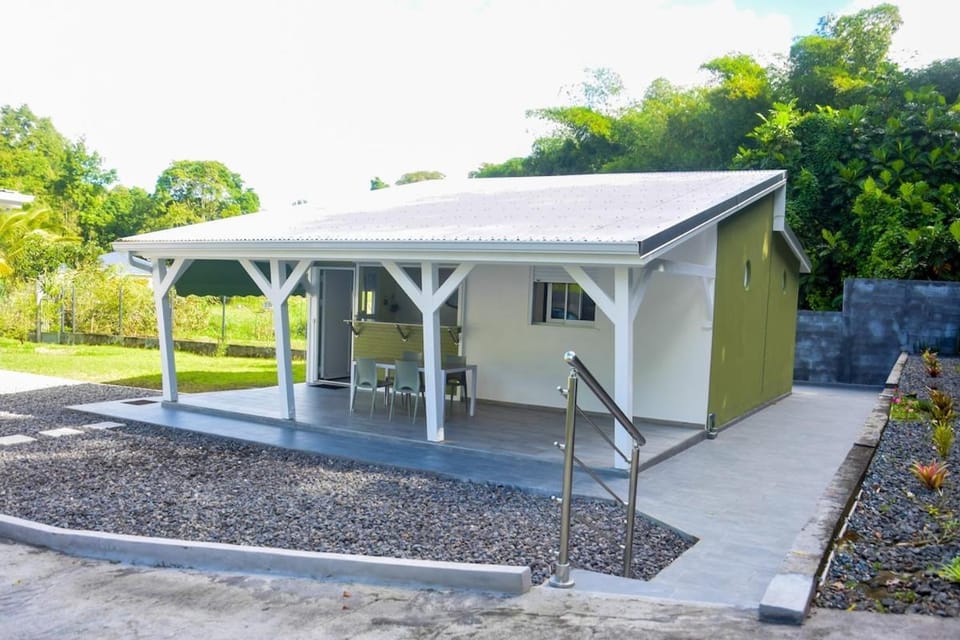 Property building, Garden view