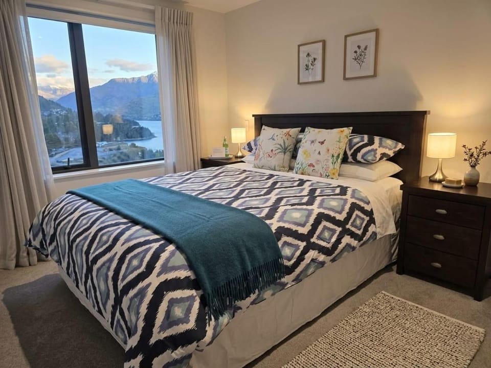Mountain View Exchange Apartment in Queenstown