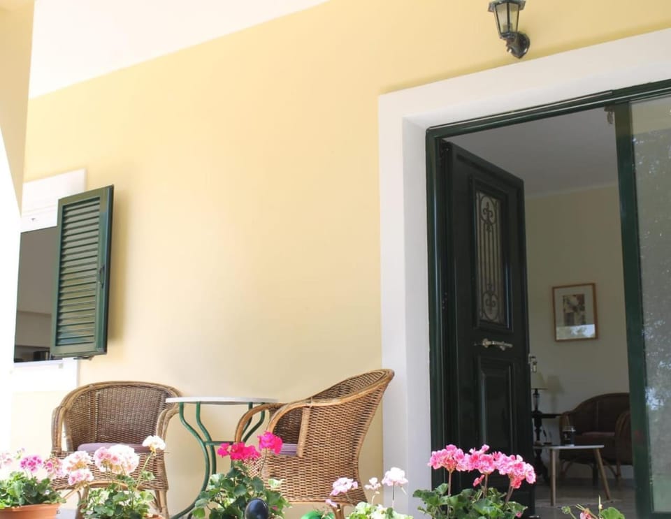 Olive House House in Corfu, Greece