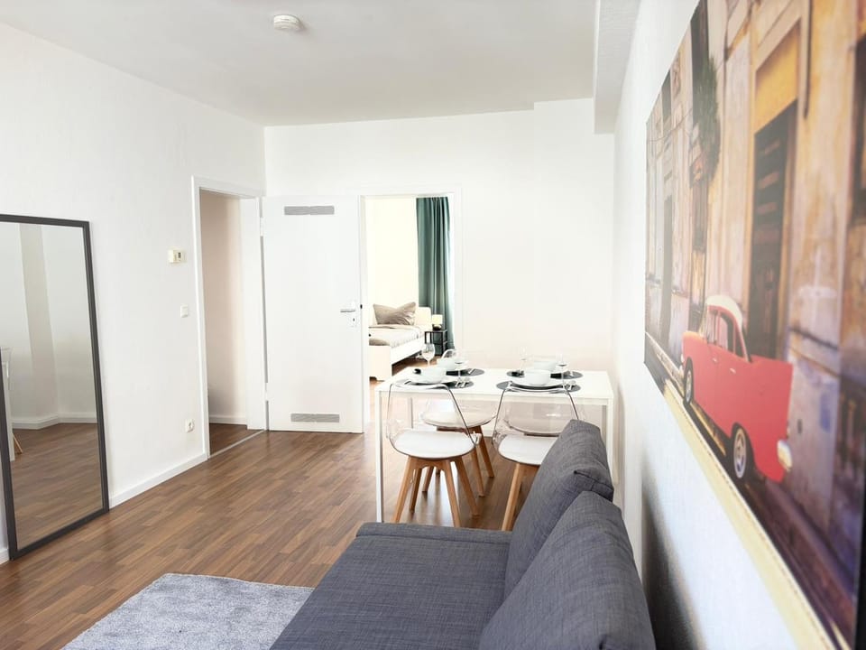TV and multimedia, Living room, Dining area