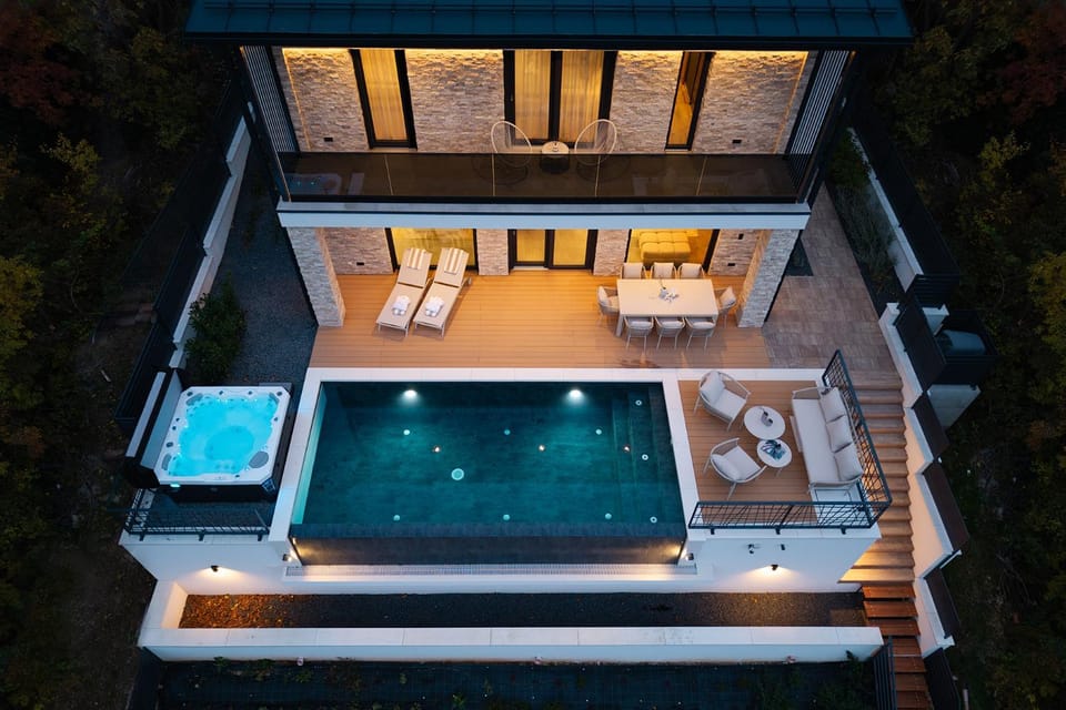 Property building, Night, Balcony/Terrace, Pool view, Swimming pool