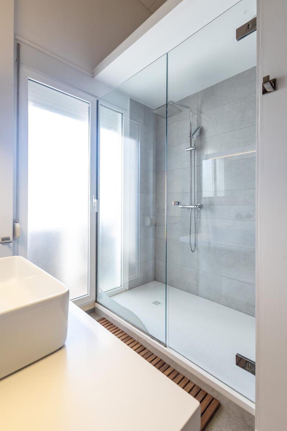 Shower, Bathroom