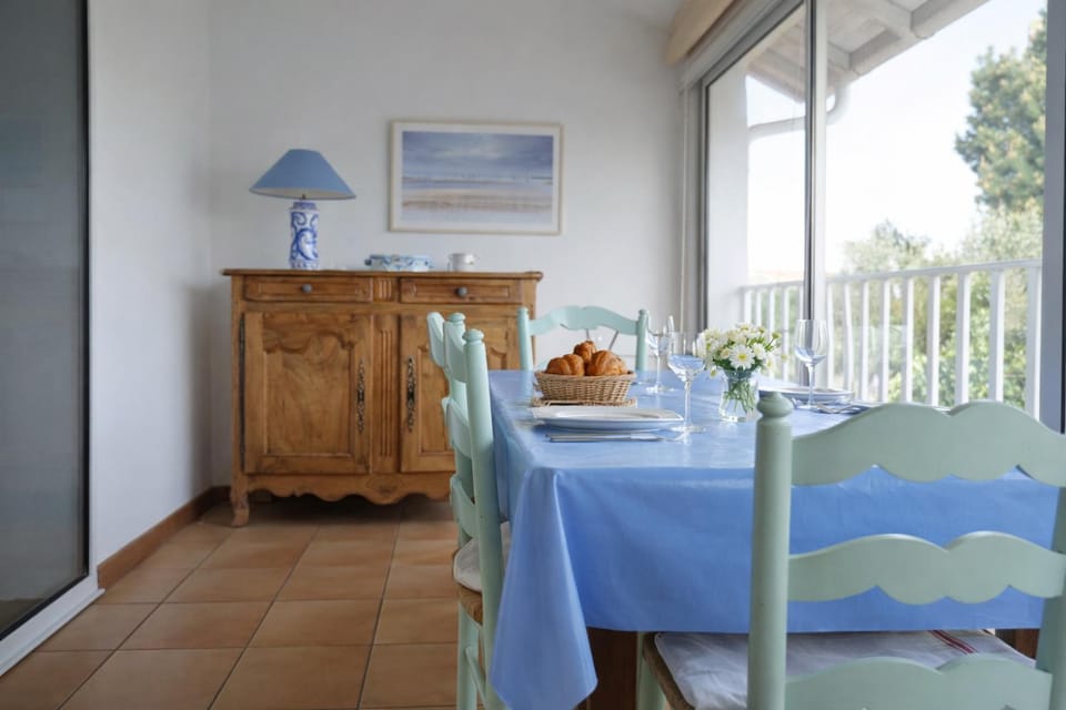 charmante maison proche plage 6 personnes House in Château-d'Olonne