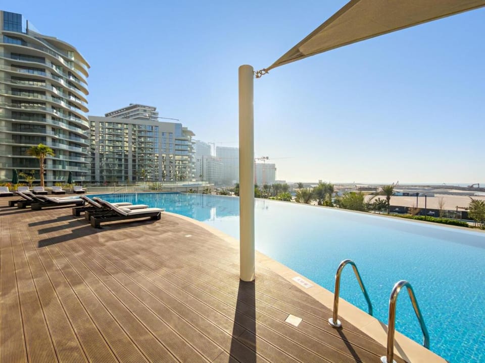 FIRST CLASS Studio Premium Coastal Living Apartment in Ras al Khaimah