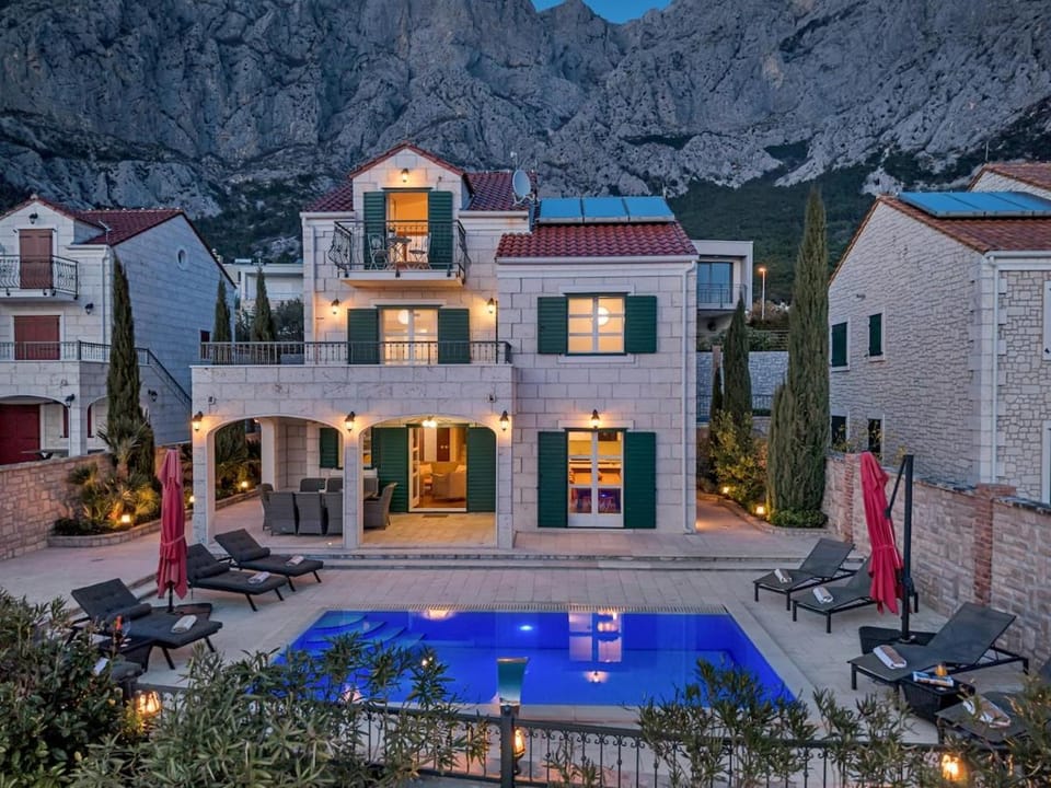 Villa Romeo by Makarska Exklusiv Villa in Makarska