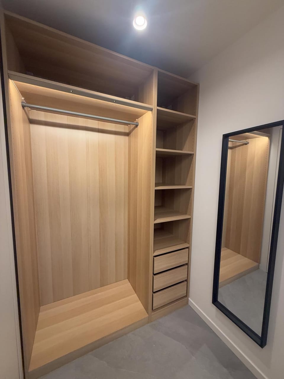 wardrobe