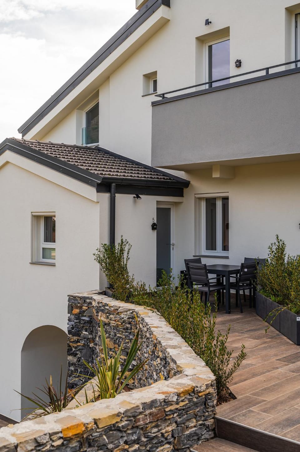 Property building, Day