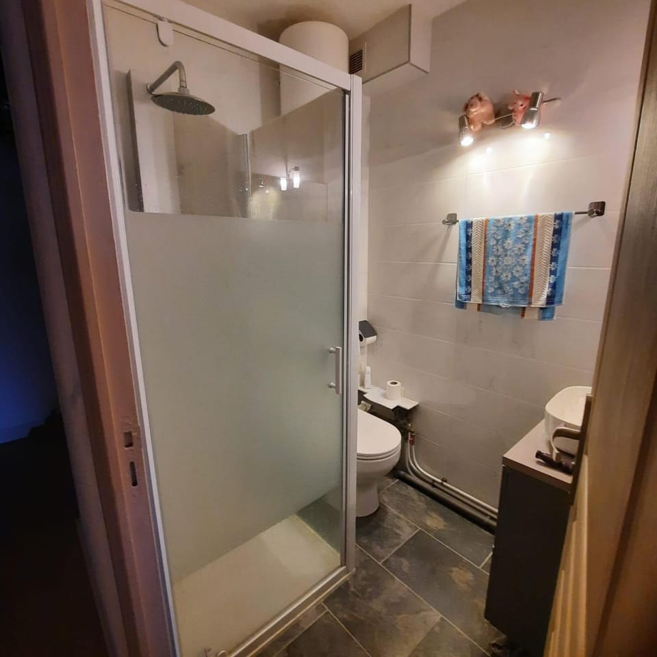 APPARTEMENT BANYULS SUR MER 4 PERSONNES 6 COUCHAGEs Apartment in Alt Empordà