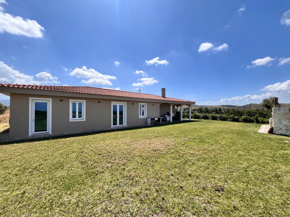 Property building, Garden