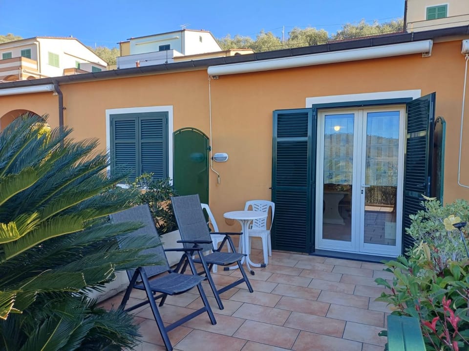 Property building, Patio