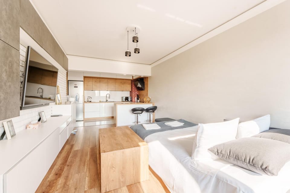 TV and multimedia, Kitchen or kitchenette, Living room, Seating area