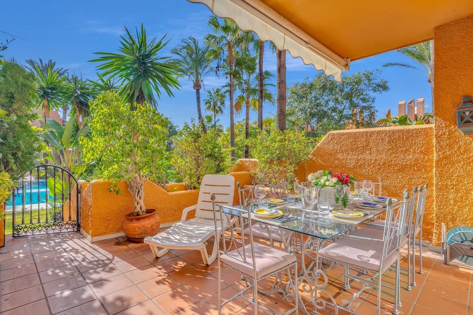 Balcony/Terrace, Seating area, Dining area