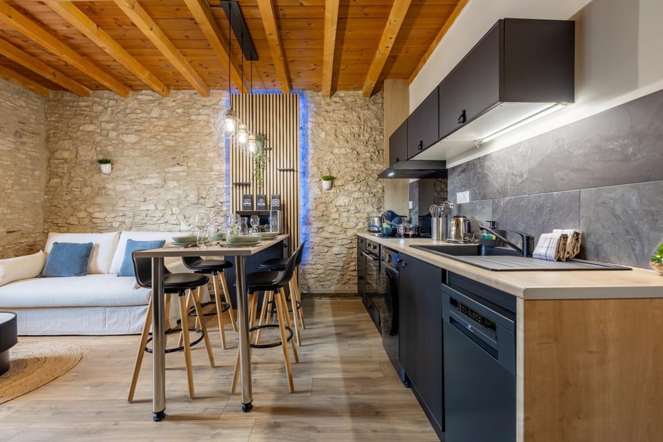 Living room, kitchen