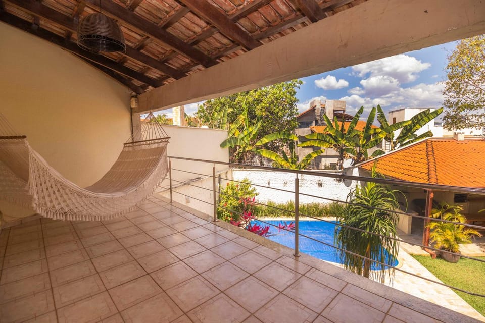 Sobrado 5 Quartos com Piscina - MotoGP House in Goiania