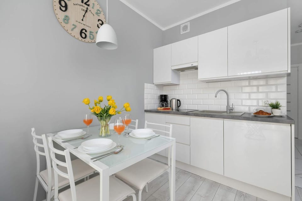 Kitchen or kitchenette, Dining area, pet friendly, stove