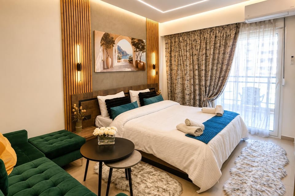 Bed, Photo of the whole room, Bedroom