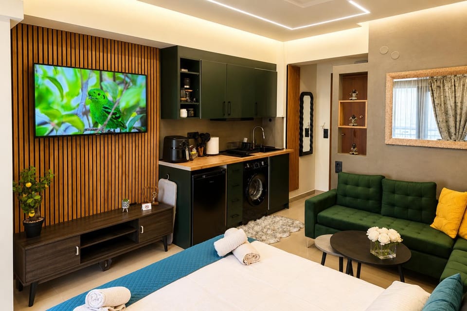 TV and multimedia, Coffee/tea facilities, Kitchen or kitchenette