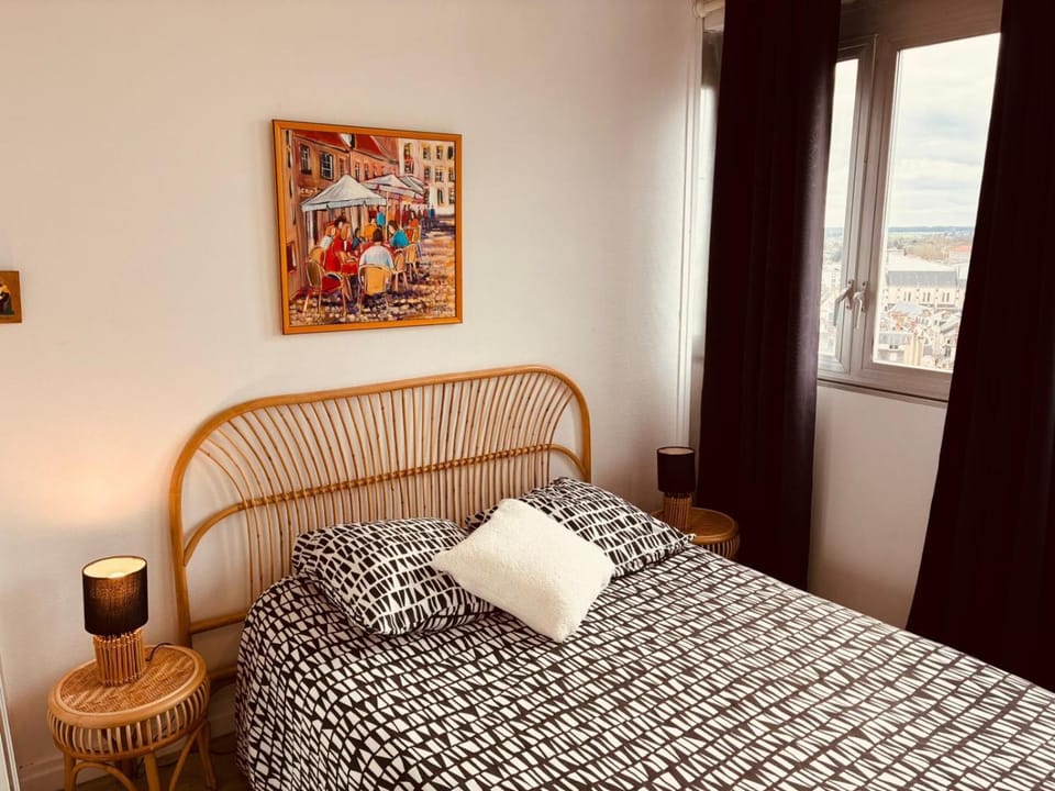 Bed, Bedroom