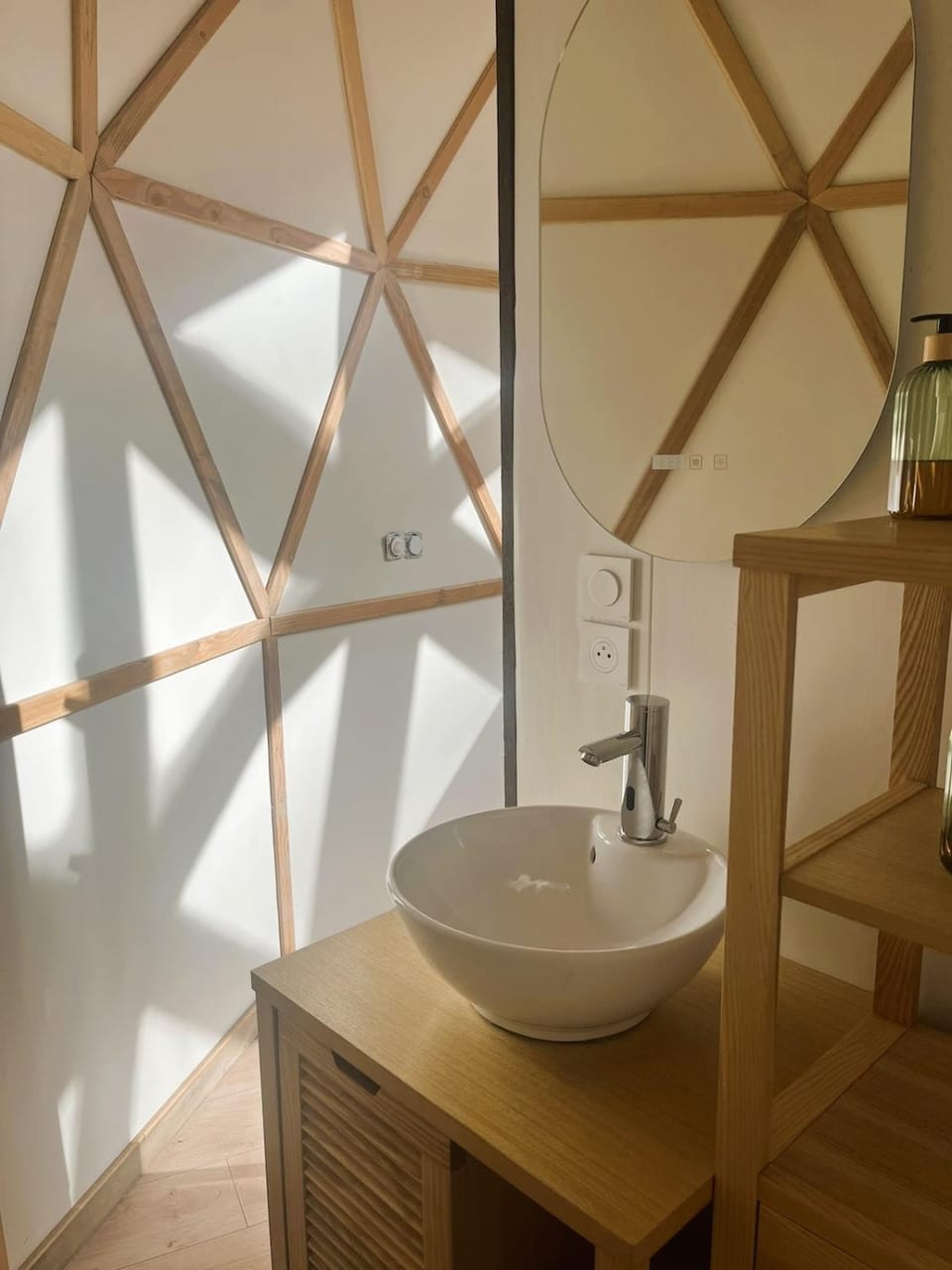 Le Cocon d'Eywa - Le Dôme de la Forêt de Lyons Chalet in Normandy