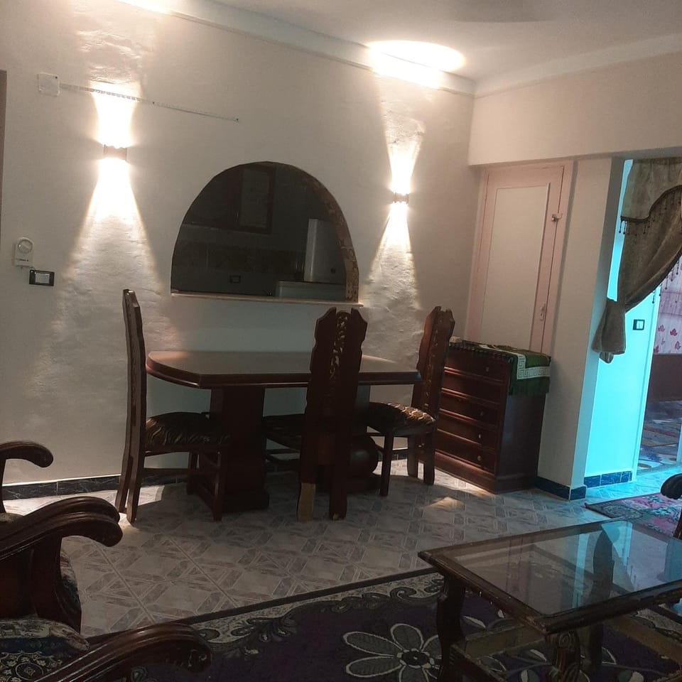 شقة للإيجار بالأسكندرية المعمورة الشاطئ Apartment in Alexandria