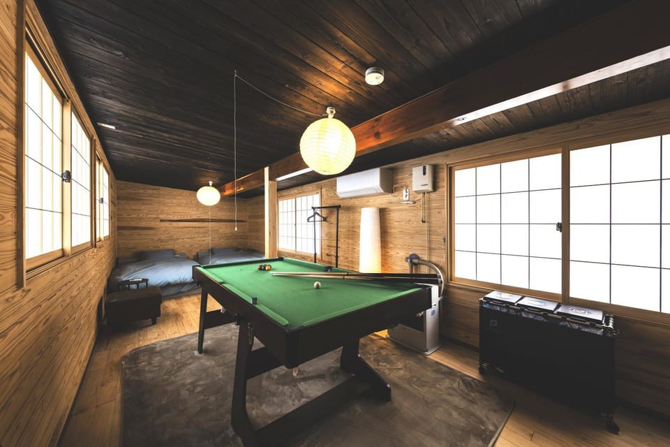 Billiard, Bedroom