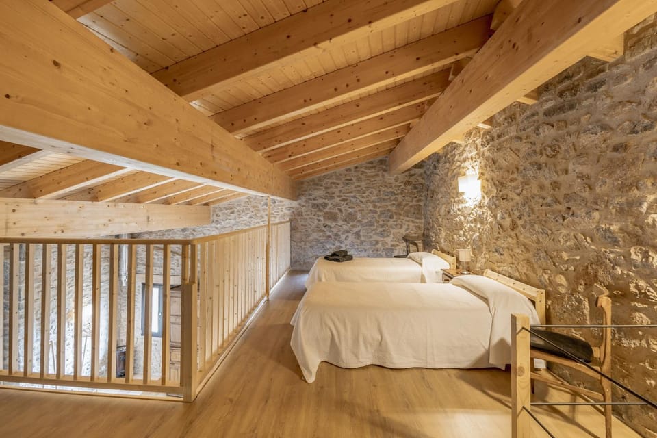 Mas Fogonella House in Ripollès