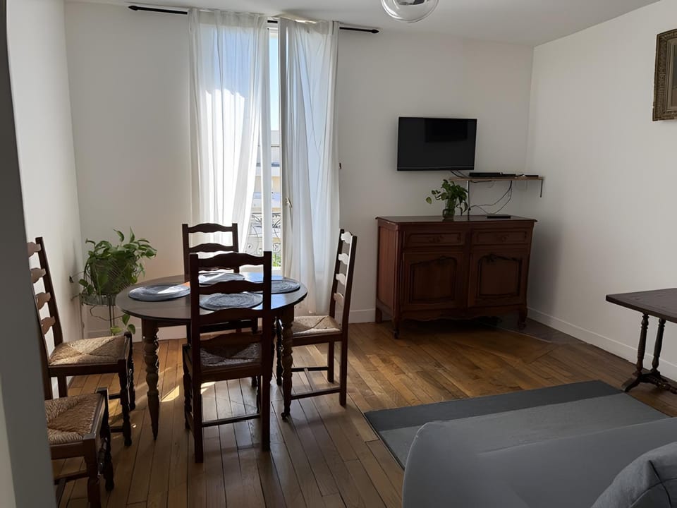 Property building, Living room
