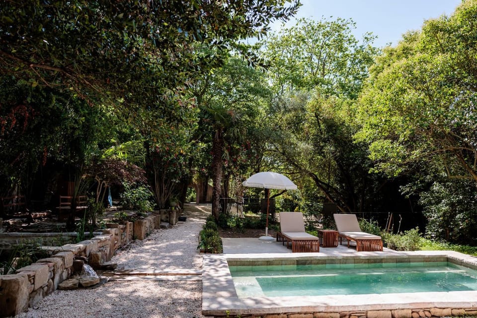 Natural landscape, Garden, Swimming pool, sunbed