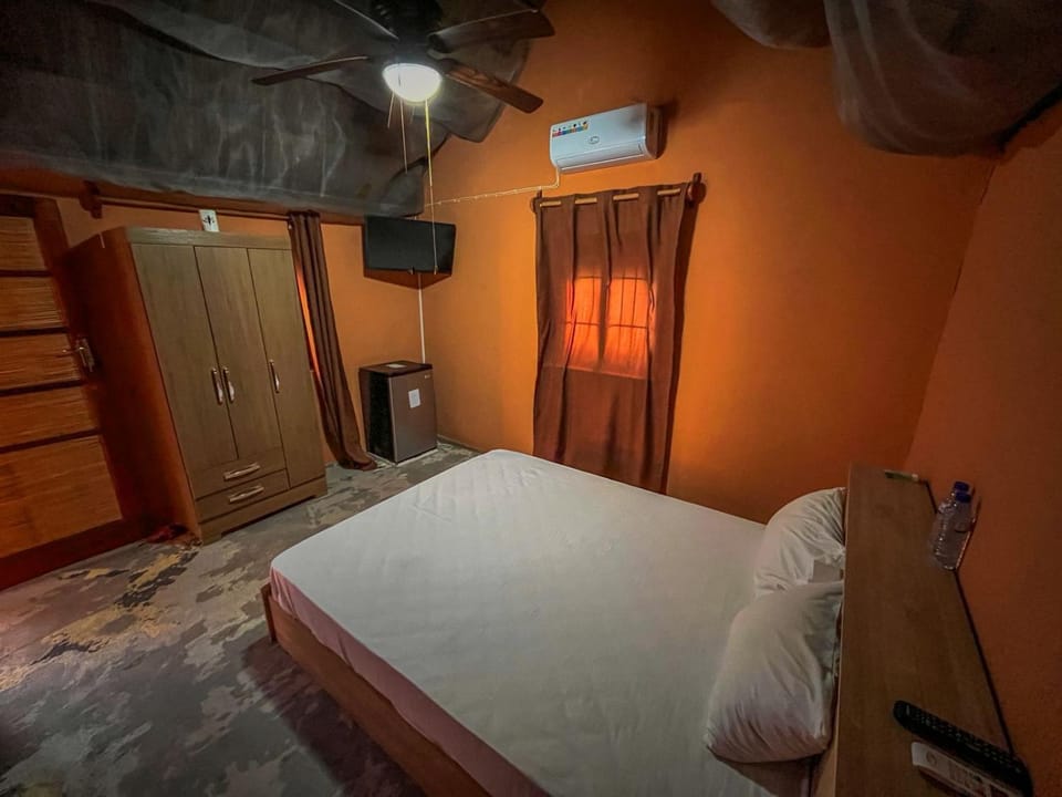 Bed, TV and multimedia, Bedroom, towels, wardrobe, air conditioner