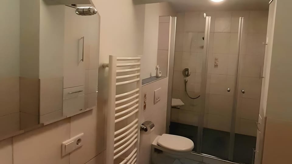 Bathroom, Living room