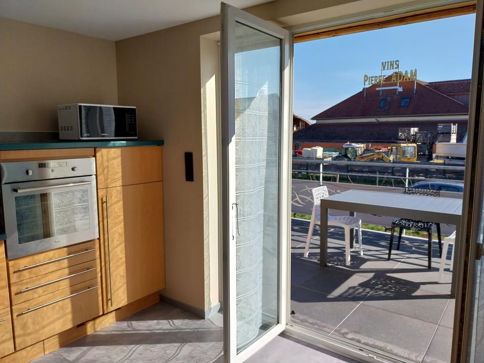 View (from property/room), Balcony/Terrace