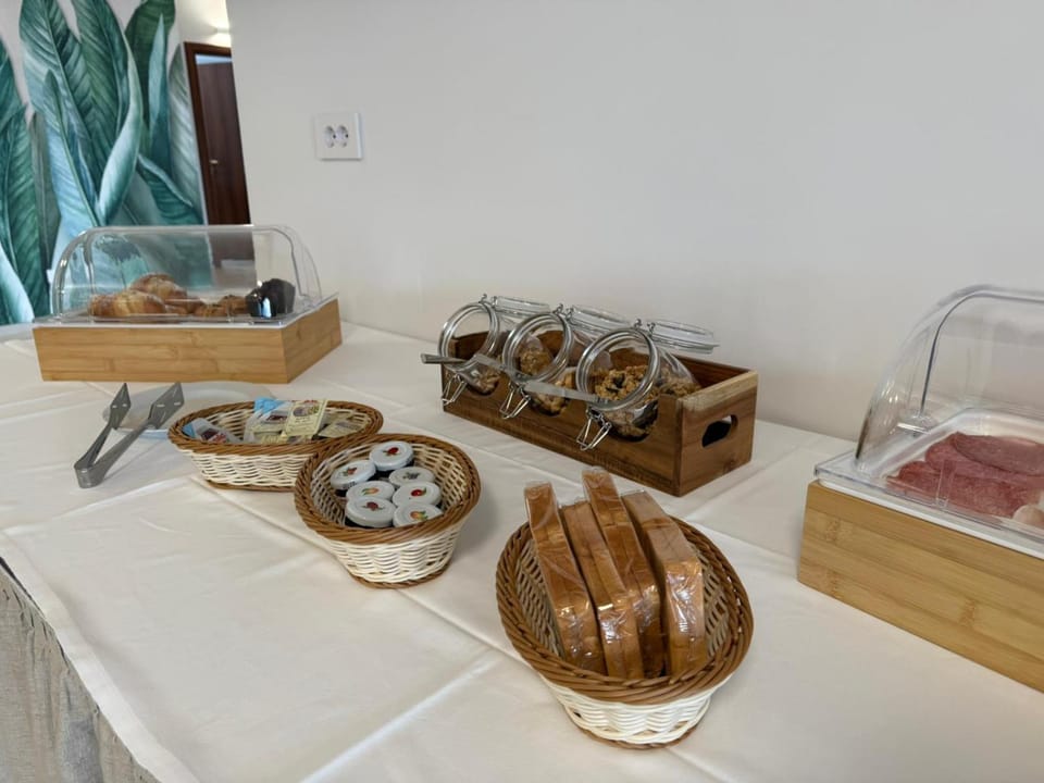 Buffet breakfast