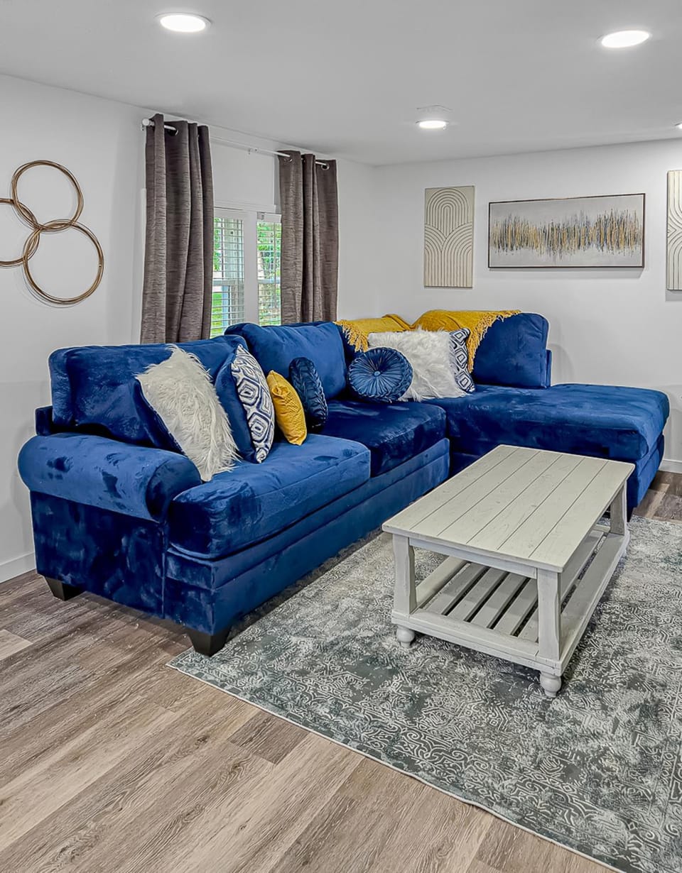 Beautifully Re-modeled 3 Bedroom Home- 218 Mockingbird Lane House in Virginia