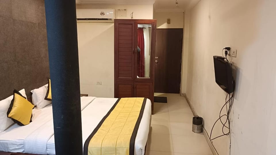 WoodLand Suites Hotel in Kochi