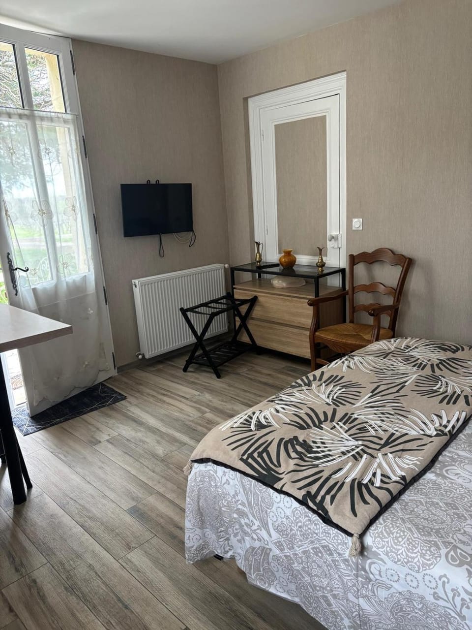 fleur de caillet Apartment in Nouvelle-Aquitaine