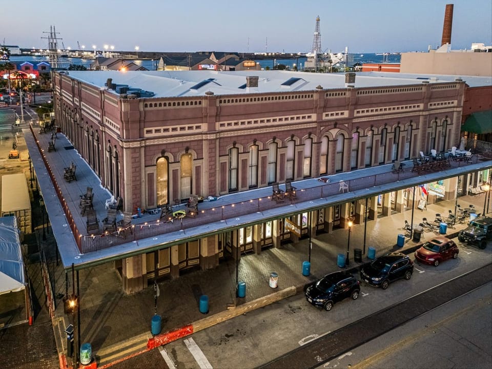 Blue Tuna Loft home Apartment in Texas City