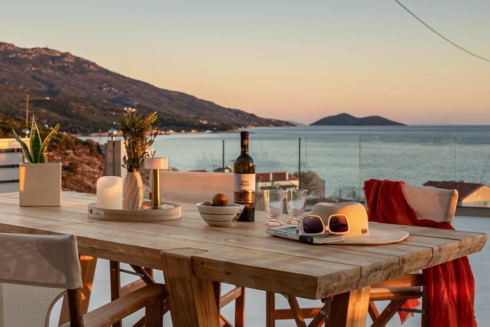 Natural landscape, Mountain view, Sea view