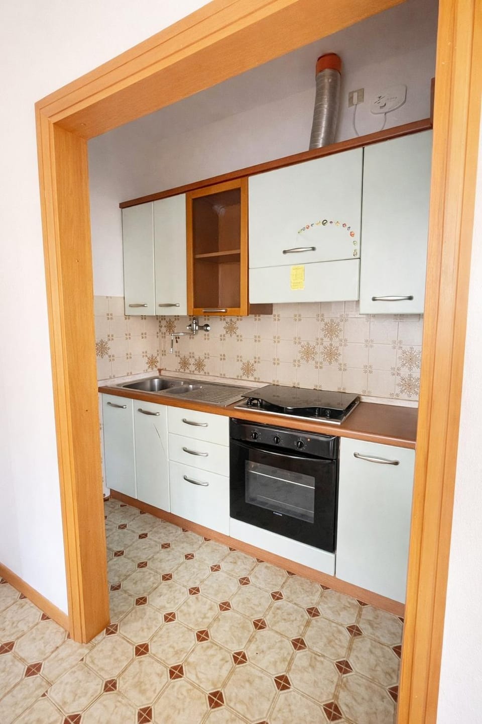 Kitchen or kitchenette, kitchen