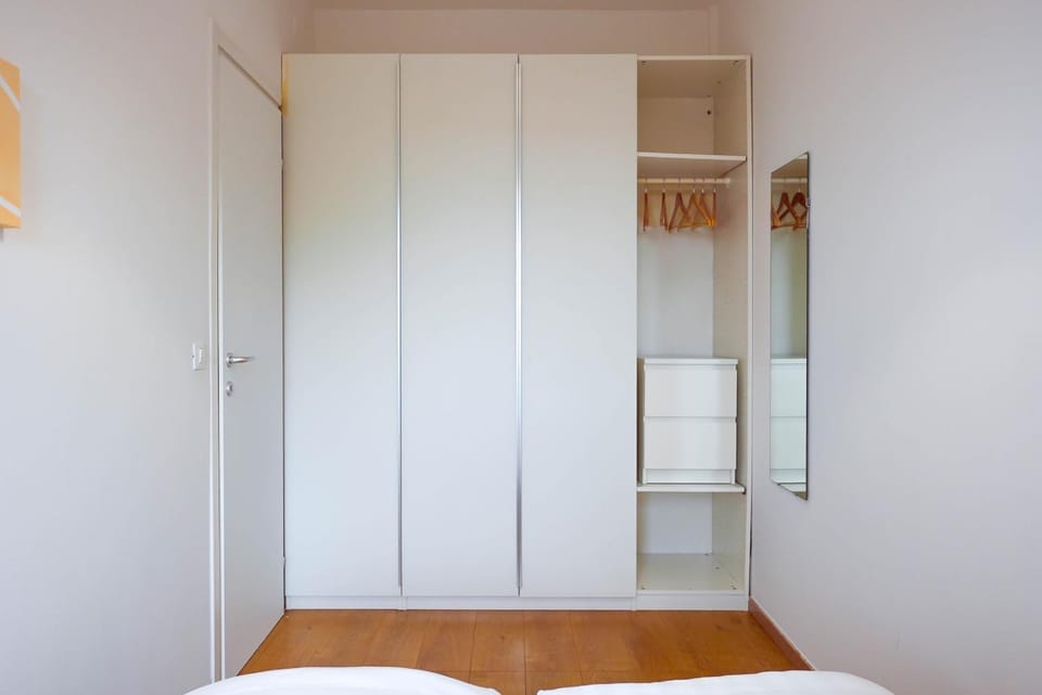 Bed, Photo of the whole room, Bedroom, wardrobe