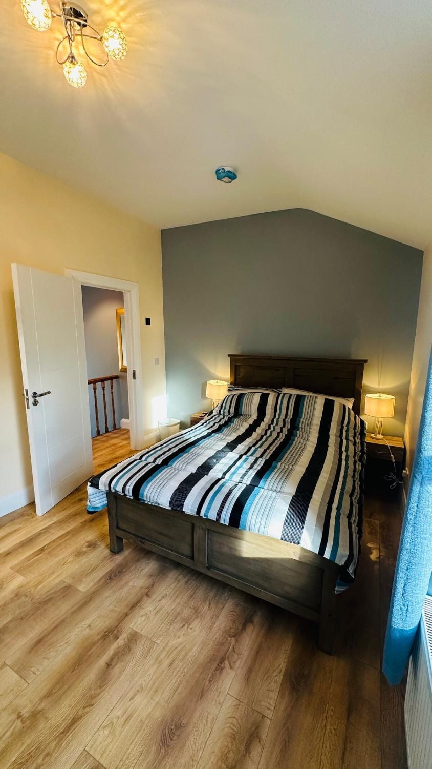 Modern 3 Bedroom House in Tralee Near Killarney and Dingle House in Tralee
